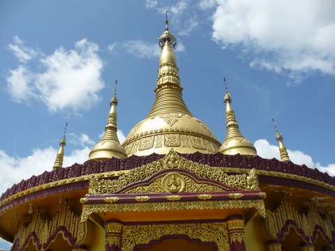 b-ch4_temple.jpg b-ch4_temple.jpg