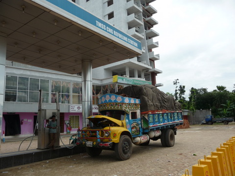 bangla_cng_truck.jpg