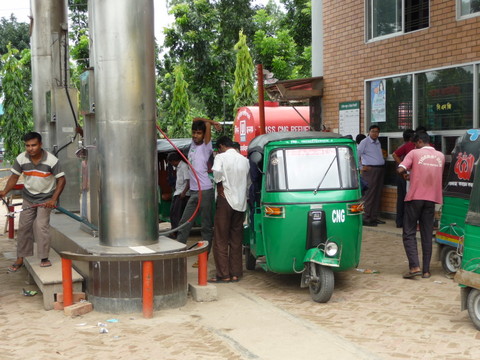 bangla_cng_tuktuk.jpg
