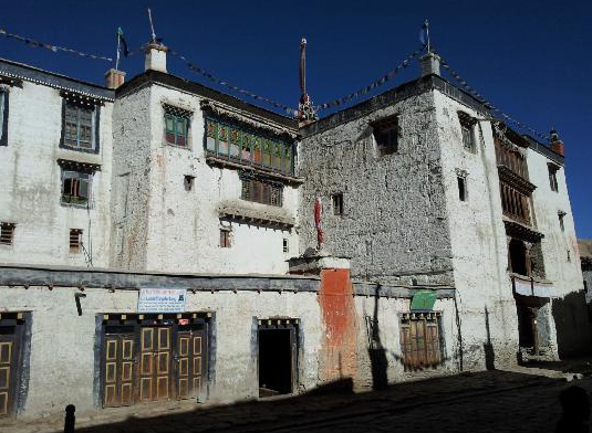 lo_manthang_royal_palace.png
