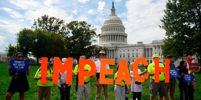 impeach-rally